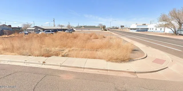 $12,000 | 1221 East 2nd Street, Winslow, AZ 86047