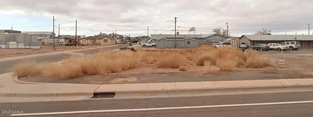 $12,000 | 1221 East 2nd Street, Winslow, AZ 86047