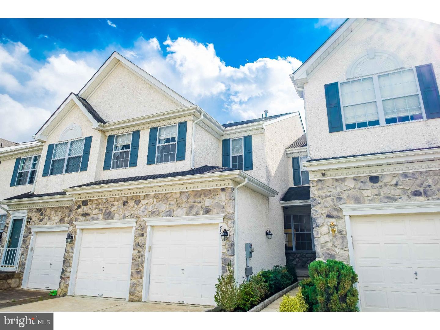 85 Chapel Hill Road Mount Laurel, NJ 08054 - Photo 1 of 25 Exterior Front
