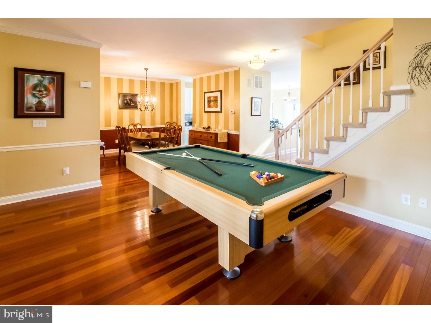 85 Chapel Hill Road Mount Laurel, NJ 08054 - Photo 3 of 25 Living Room