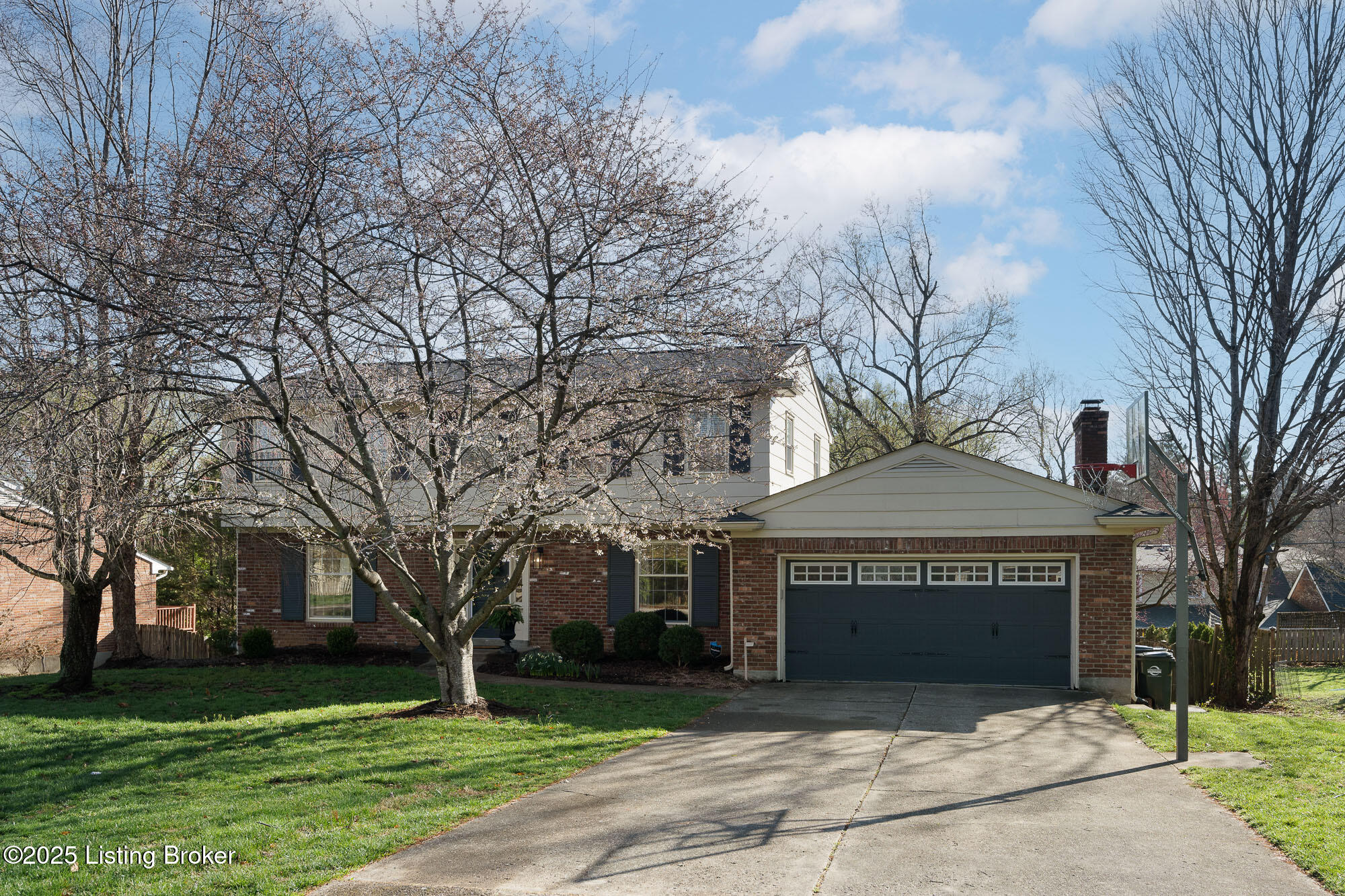 217 Sequoya Road Louisville, KY 40207 - Photo 4 of 34 attached 2 car garage with electric charging station