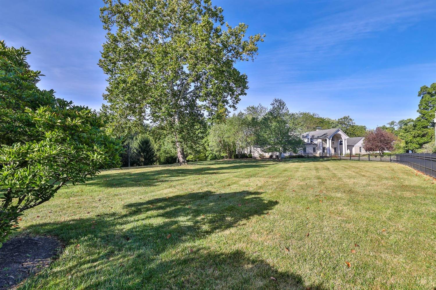 5905 Drake Road Cincinnati, OH 45243 - Photo 64 of 85