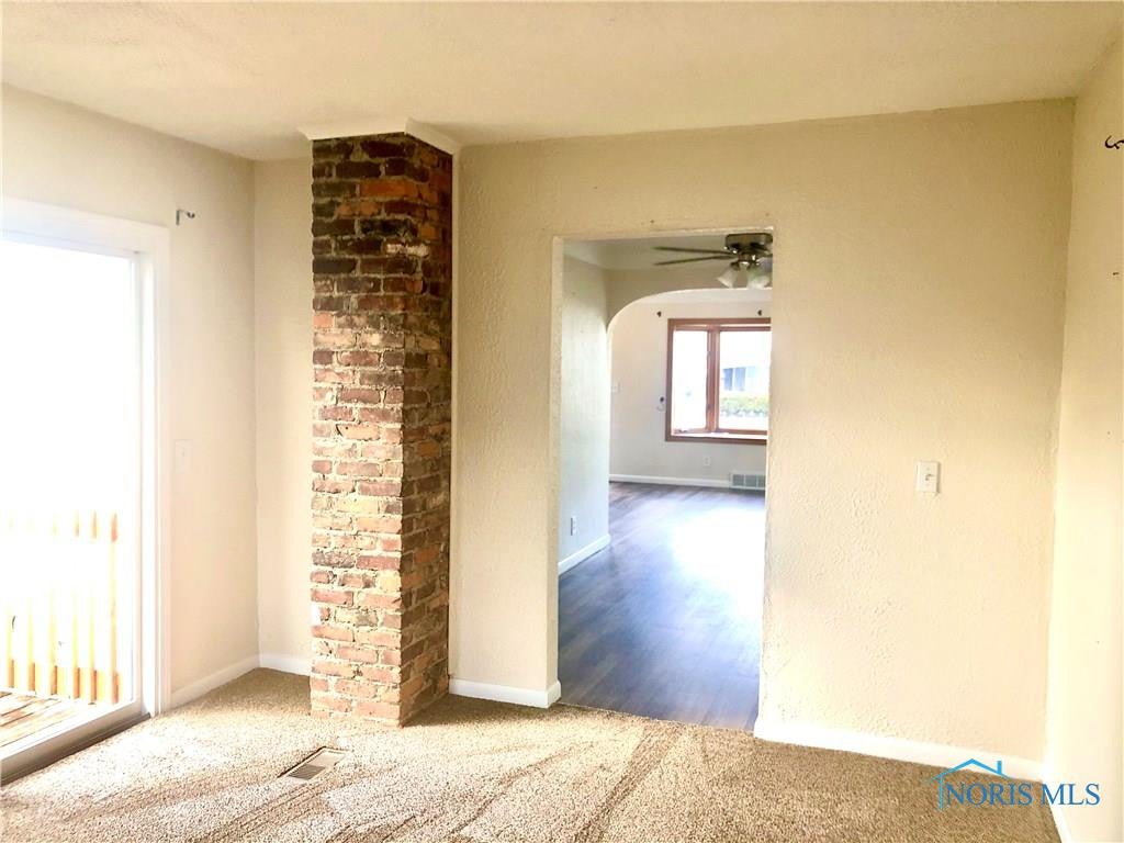 623 Cloverdale Road Toledo, OH 43612 - Photo 5 of 22 Gallery Image 5