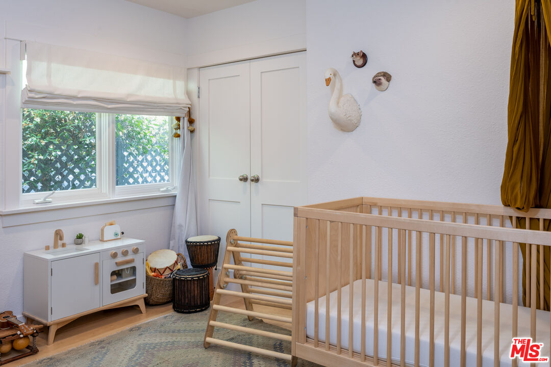 525 Rialto Avenue Venice, CA 90291 - Photo 14 of 18 Gallery Image 14