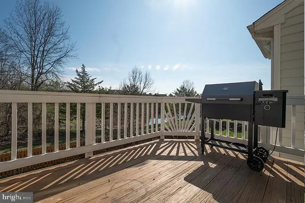 $639,900 | 5603 Wheelwright Way, Haymarket, VA 20169