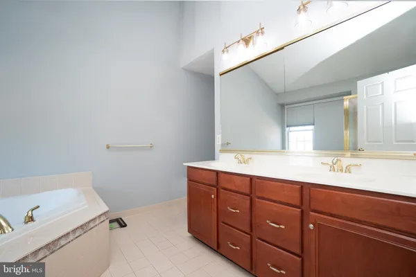 $639,900 | 5603 Wheelwright Way, Haymarket, VA 20169