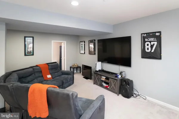 $639,900 | 5603 Wheelwright Way, Haymarket, VA 20169