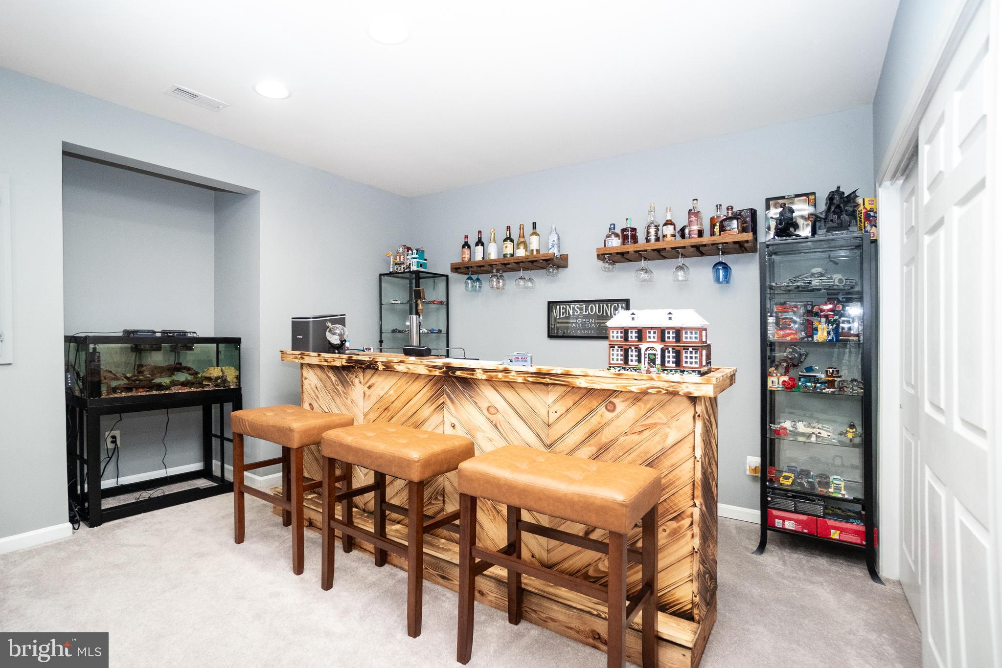 5603 Wheelwright Way Haymarket, VA 20169 - Photo 40 of 65 Lower Level Bar