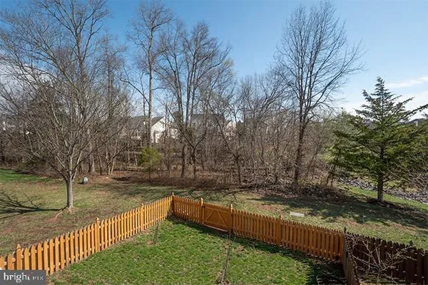 $639,900 | 5603 Wheelwright Way, Haymarket, VA 20169