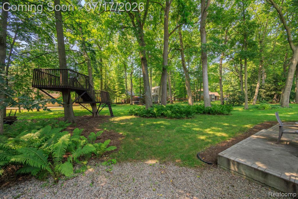 1648 North Kilburn Road Rochester, MI 48306 - Photo 40 of 41 Yard