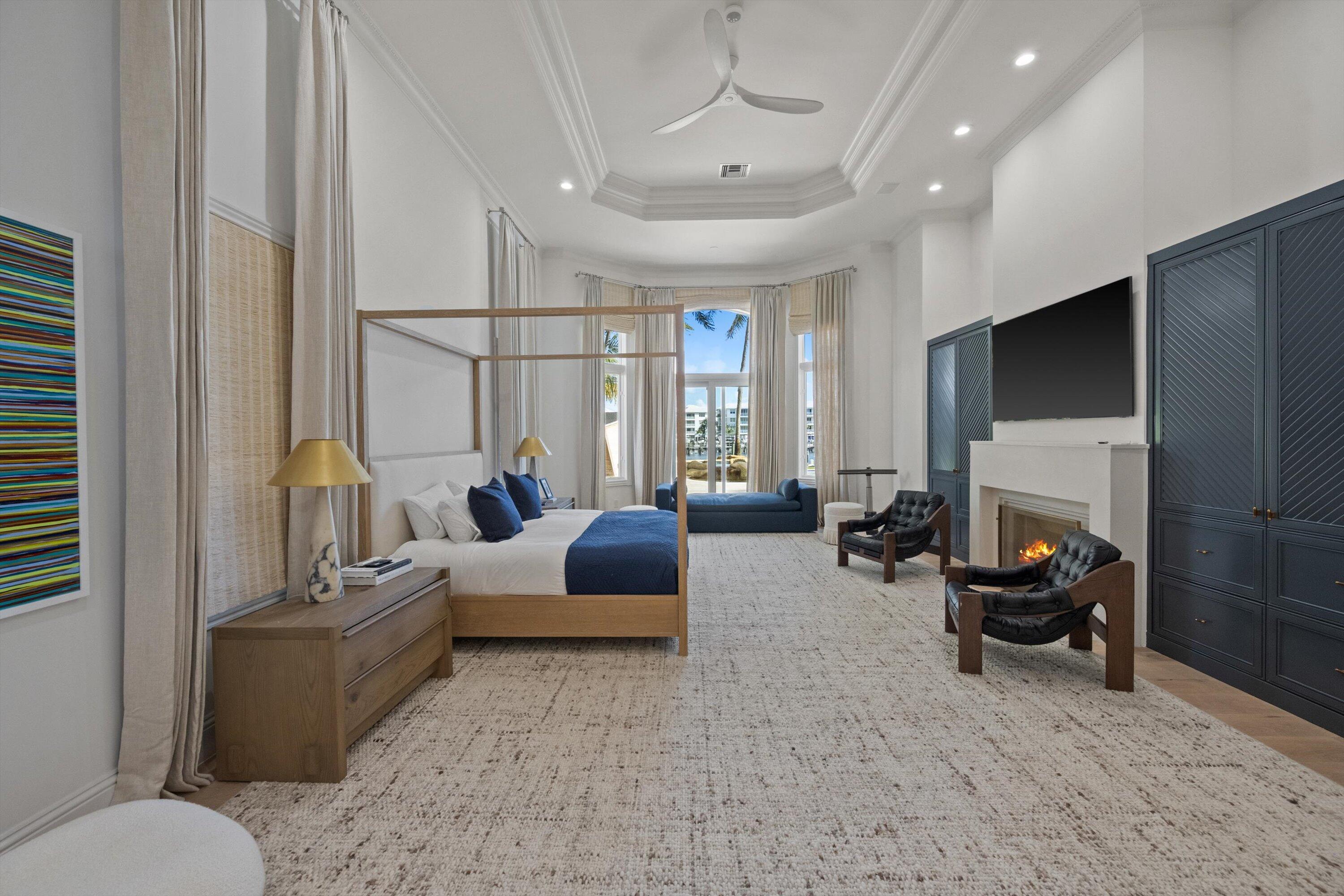 2270 Wilsee Road Palm Beach Gardens, FL 33410 - Photo 15 of 49 a living room with furniture and a flat screen tv