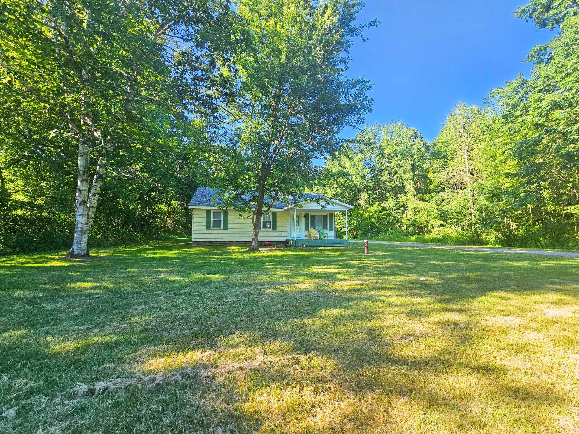 6424 Barnes Road Millington, MI 48746 - Photo 5 of 29 50145628-40dd6bd1-62e3-4033-aa29-20e0fc6beea9.JPG