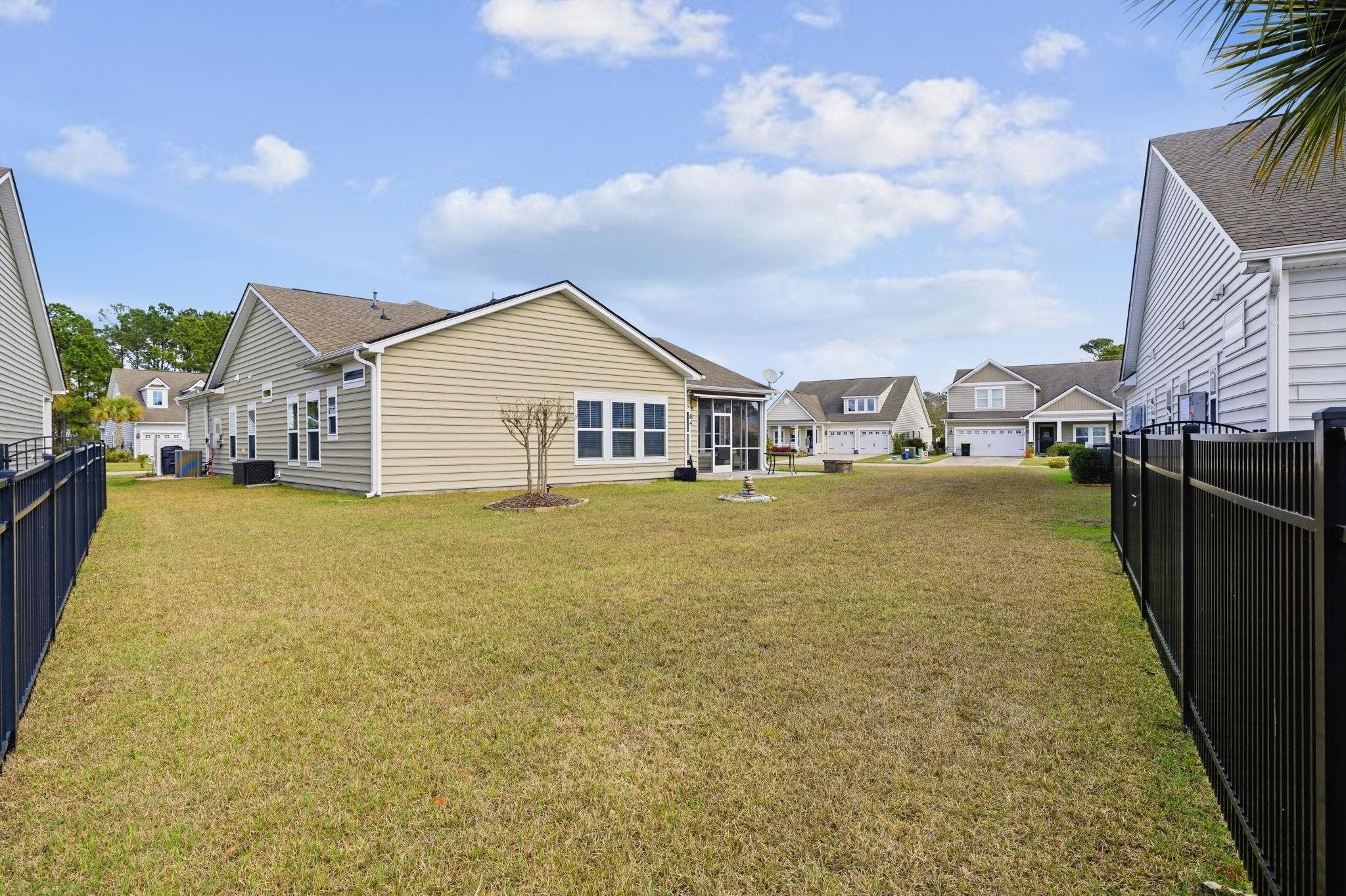 213 Sherwood Drive Murrells Inlet, SC 29576 - Photo 32 of 35