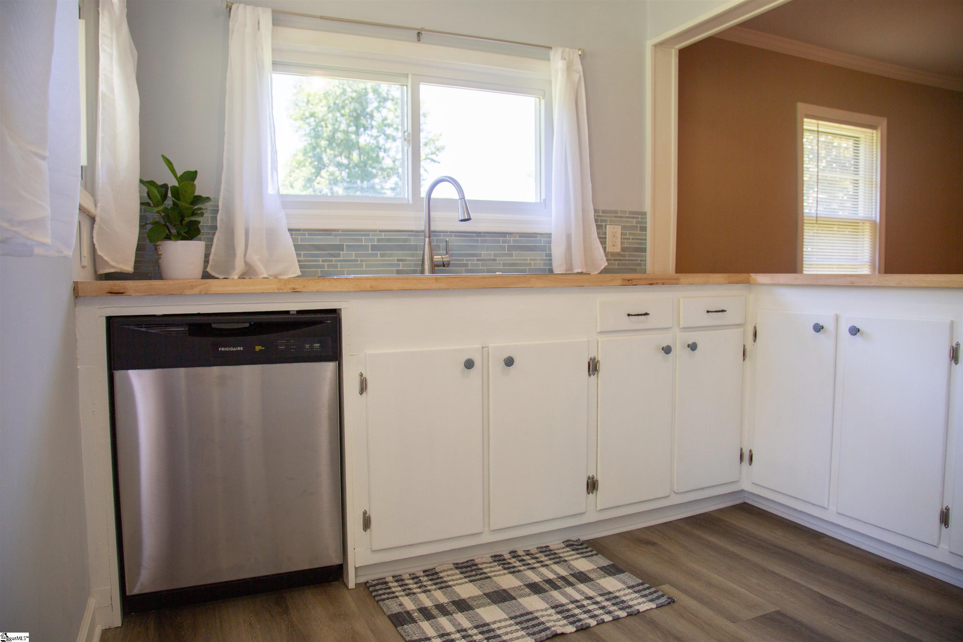 212 Moody Road Piedmont, SC 29673 - Photo 2 of 22 Gallery Image 2