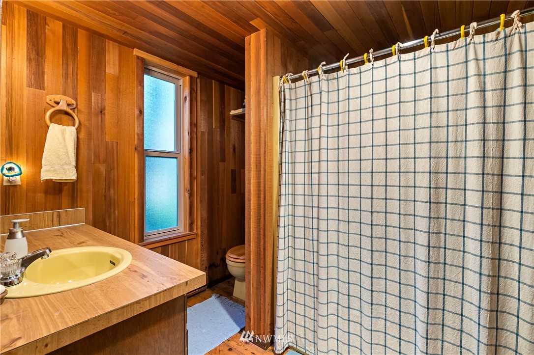 14005 Welcome Road Glacier, WA 98244 - Photo 22 of 39 Gallery Image 22