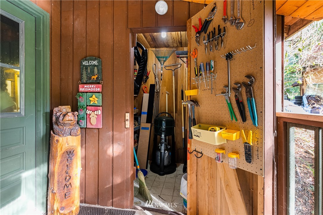14005 Welcome Road Glacier, WA 98244 - Photo 6 of 39 Gallery Image 6
