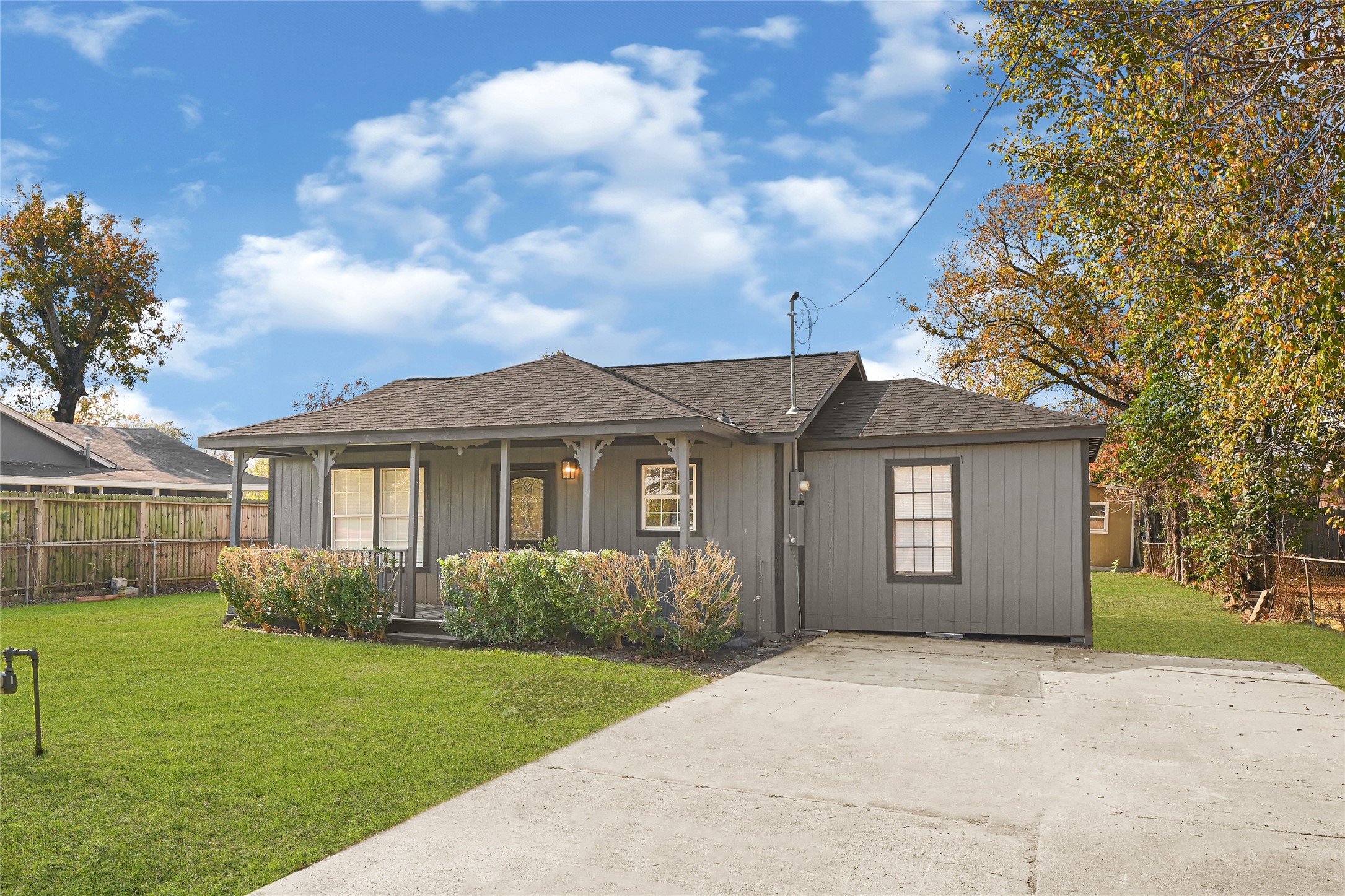 831 Becker Street Channelview, TX 77530 - Photo 2 of 24