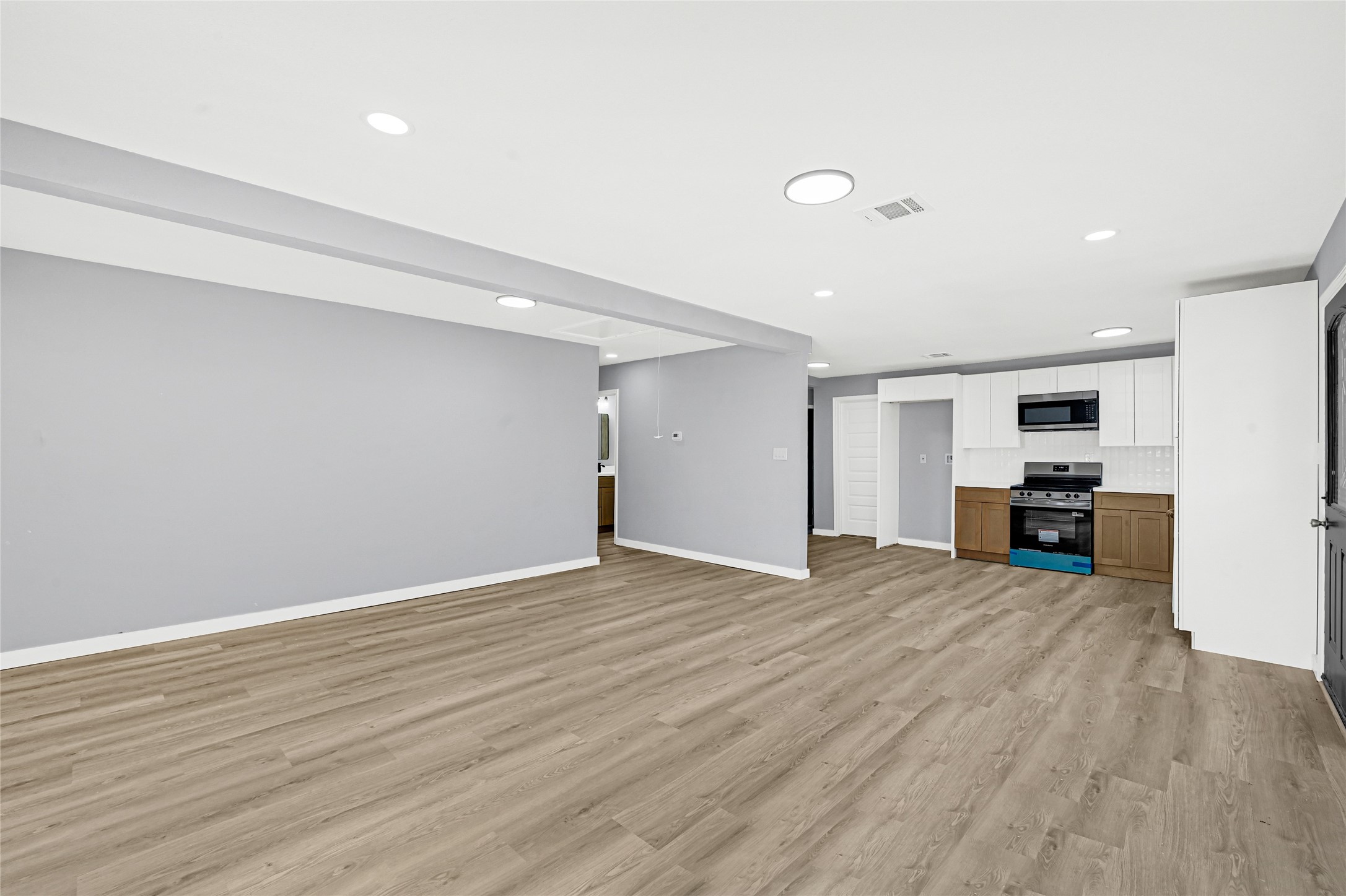 831 Becker Street Channelview, TX 77530 - Photo 5 of 24