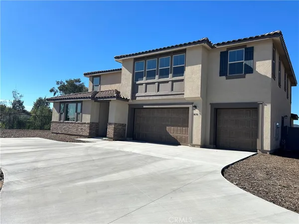 $1,865,409 | 1670 Amanda Lane, Escondido, CA 92025
