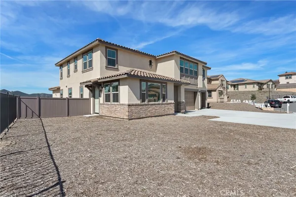 $1,865,409 | 1670 Amanda Lane, Escondido, CA 92025