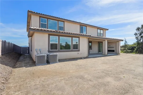 $1,865,409 | 1670 Amanda Lane, Escondido, CA 92025