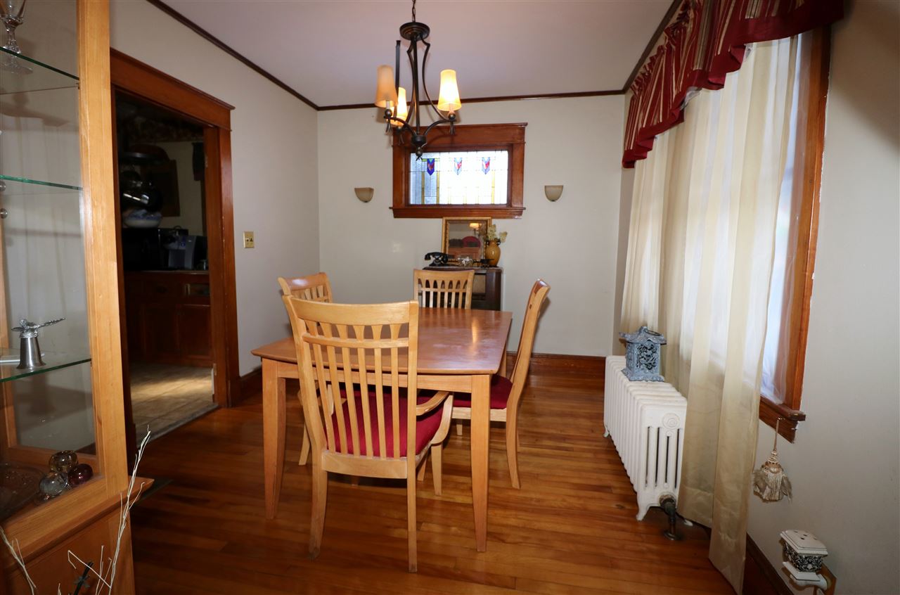107 Lancaster Road Gorham, NH 03581 - Photo 4 of 23 Gallery Image 4