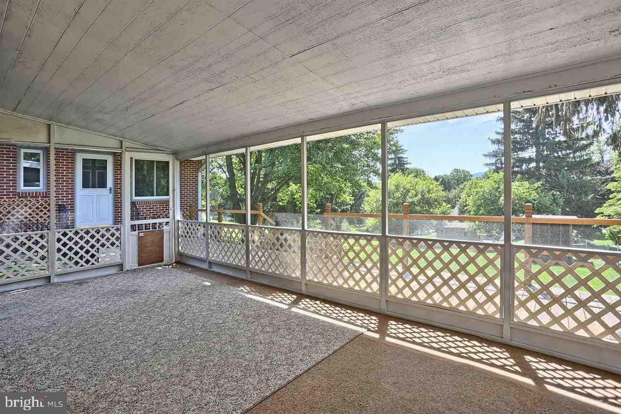 204 Hilltop Road Boiling Springs, PA 17007 - Photo 16 of 25 Gallery Image 16