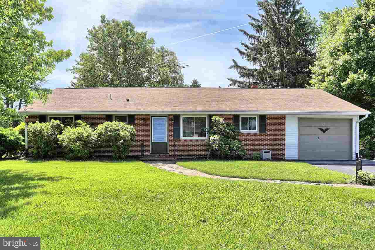 204 Hilltop Road Boiling Springs, PA 17007 - Photo 22 of 25 Gallery Image 22