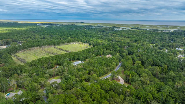 $299,000 | 964 Awendaw Lakes Boulevard, Awendaw, SC 29429