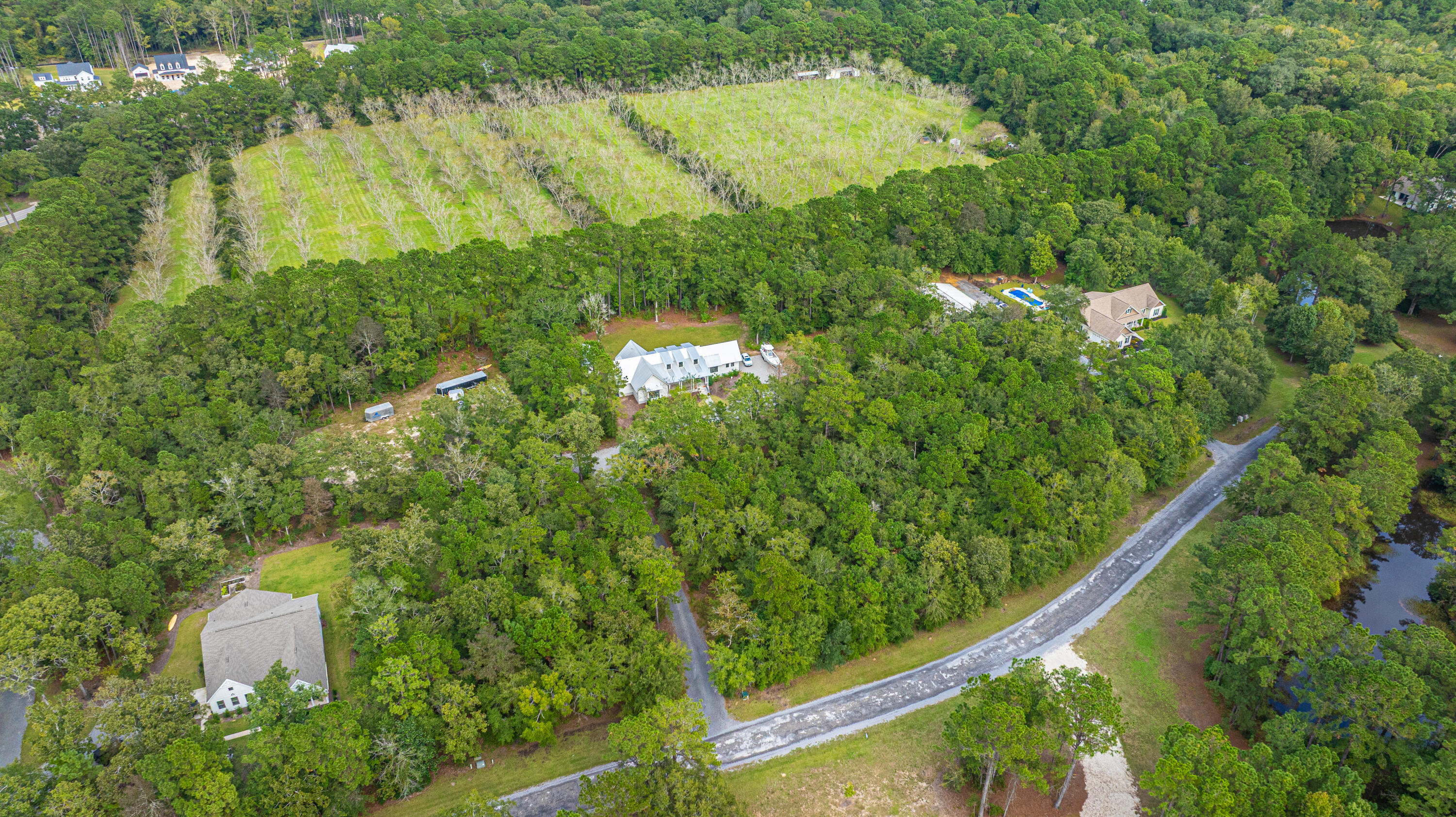 964 Awendaw Lakes Boulevard Awendaw, SC 29429 - Photo 16 of 31 964AwendawLakesBlvd016