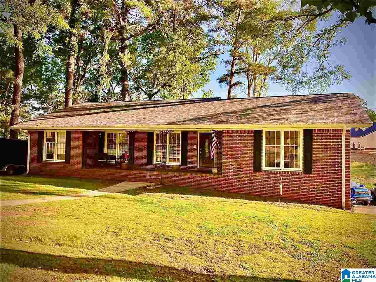 140 Kenilworth Road Bessemer, AL 35023 - Photo 2 of 24