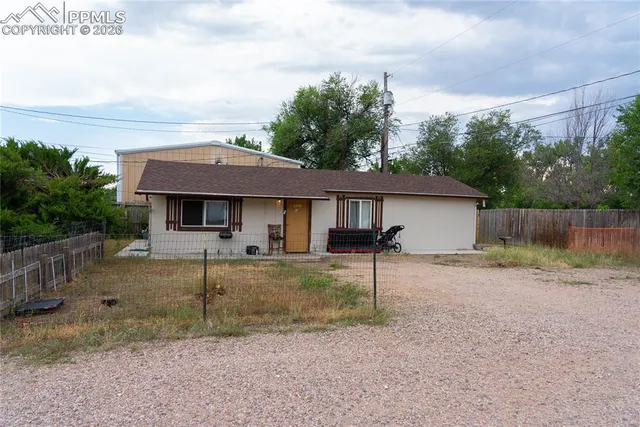 $750,000 | 325 South Santa Fe Avenue, Unit 13, Fountain, CO 80817