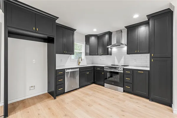 $232,900 | 611 North Rita Street, Lacy-Lakeview, TX 76705