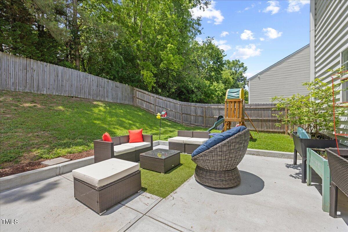 3924 Tyler Bluff Lane Raleigh, NC 27616 - Photo 27 of 32 48-2A1A4384