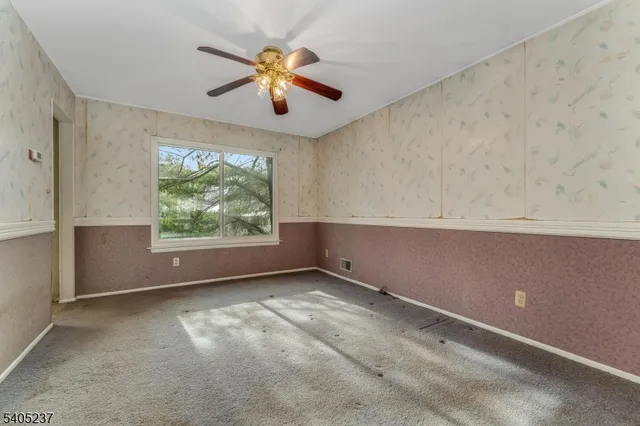 $475,000 | 2 Berrywood Lane, High Bridge, NJ 08829