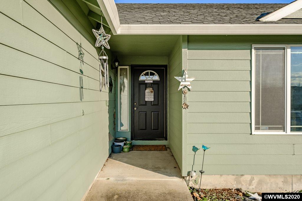 2477 Boston Street Southeast Albany, OR 97322 - Photo 33 of 35