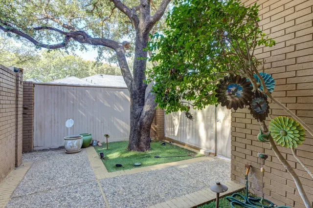 $810,000 | 9602 Savannah Avenue, Lubbock, TX 79424