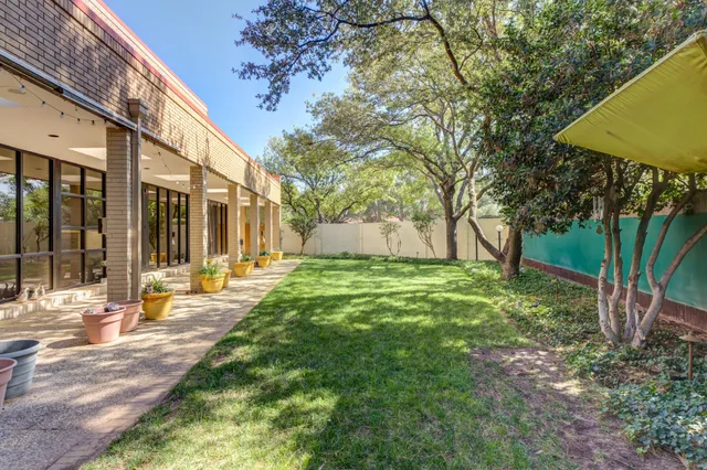 $810,000 | 9602 Savannah Avenue, Lubbock, TX 79424