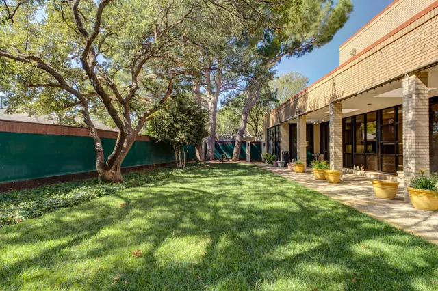 $810,000 | 9602 Savannah Avenue, Lubbock, TX 79424