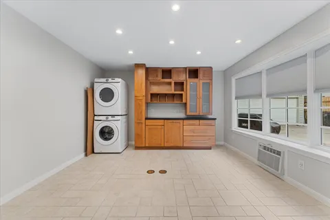 $950,000 | 4206 Law Street, Houston, TX 77005
