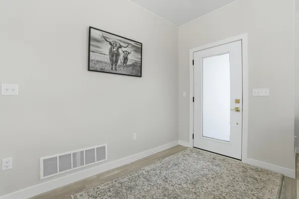 $659,000 | 1427 6th Avenue Northeast, Thompson, ND 58278