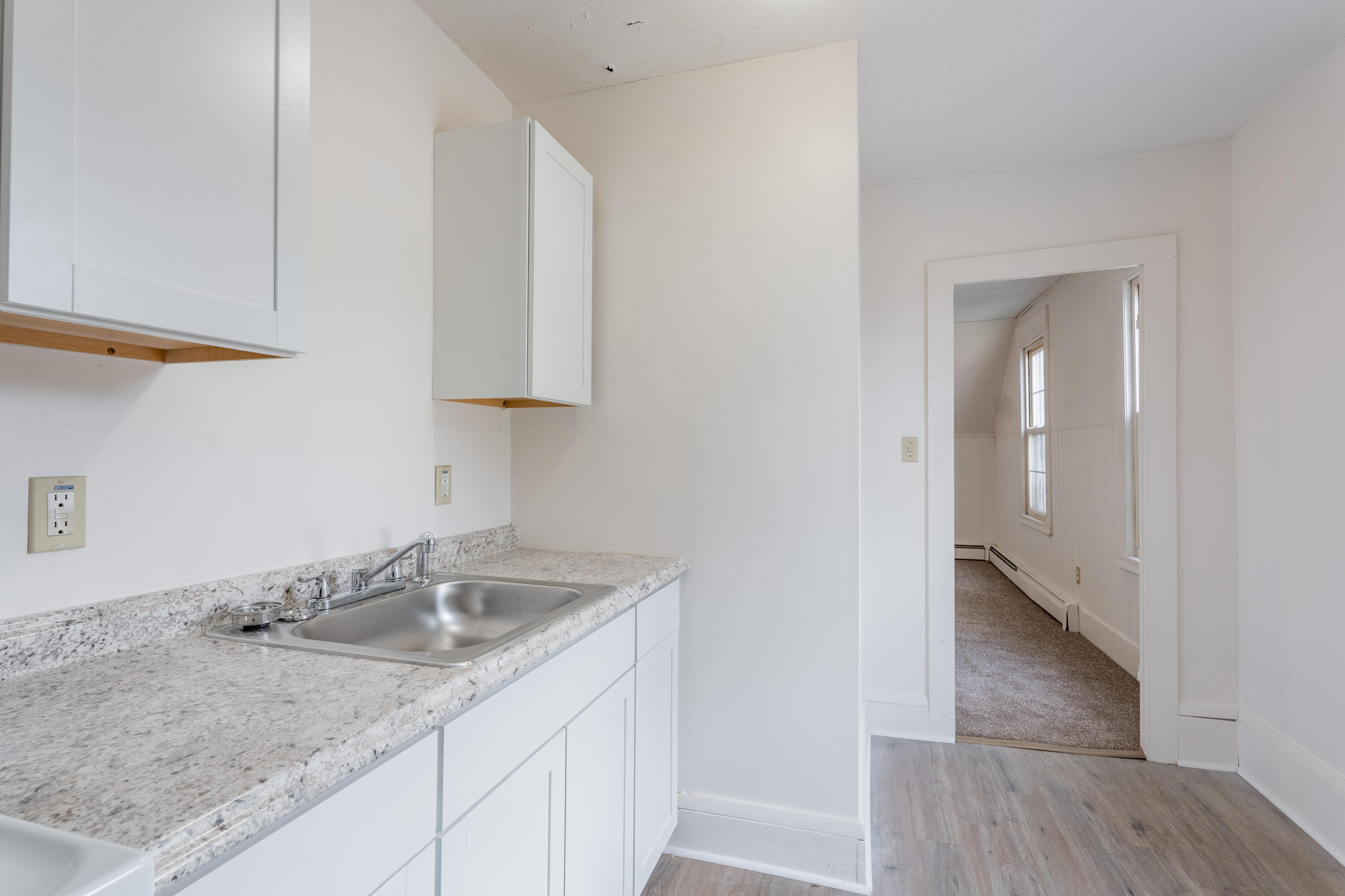 815 Stevens Avenue Portland, ME 04103 - Photo 9 of 17 815 Stevens Ave Portland-58