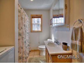 847 Timbuktu Road Sylva, NC 28779 - Photo 9 of 18 Gallery Image 9
