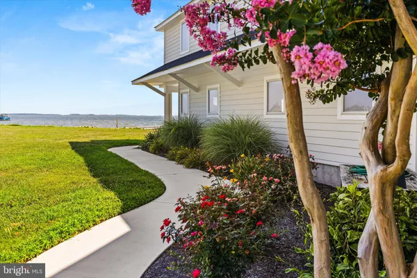 $3,900,000 | 5711 Waterside Drive, Berlin, MD 21811