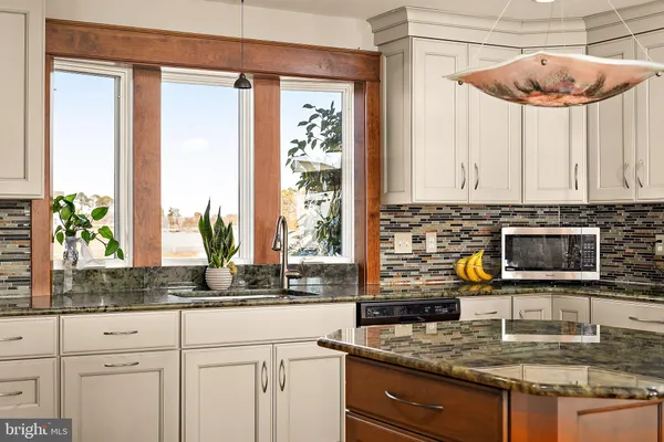 $3,900,000 | 5711 Waterside Drive, Berlin, MD 21811