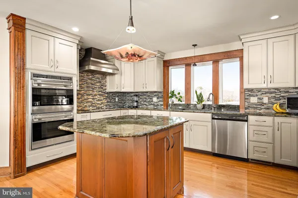 $3,900,000 | 5711 Waterside Drive, Berlin, MD 21811