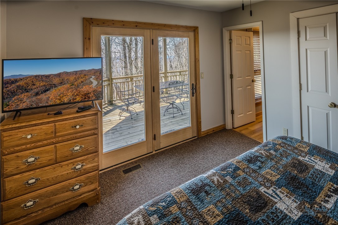 105 Skiloft Road Beech Mountain, NC 28604 - Photo 25 of 44