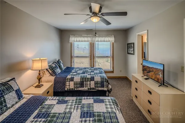 $1,275,000 | 105 Skiloft Road, Beech Mountain, NC 28604