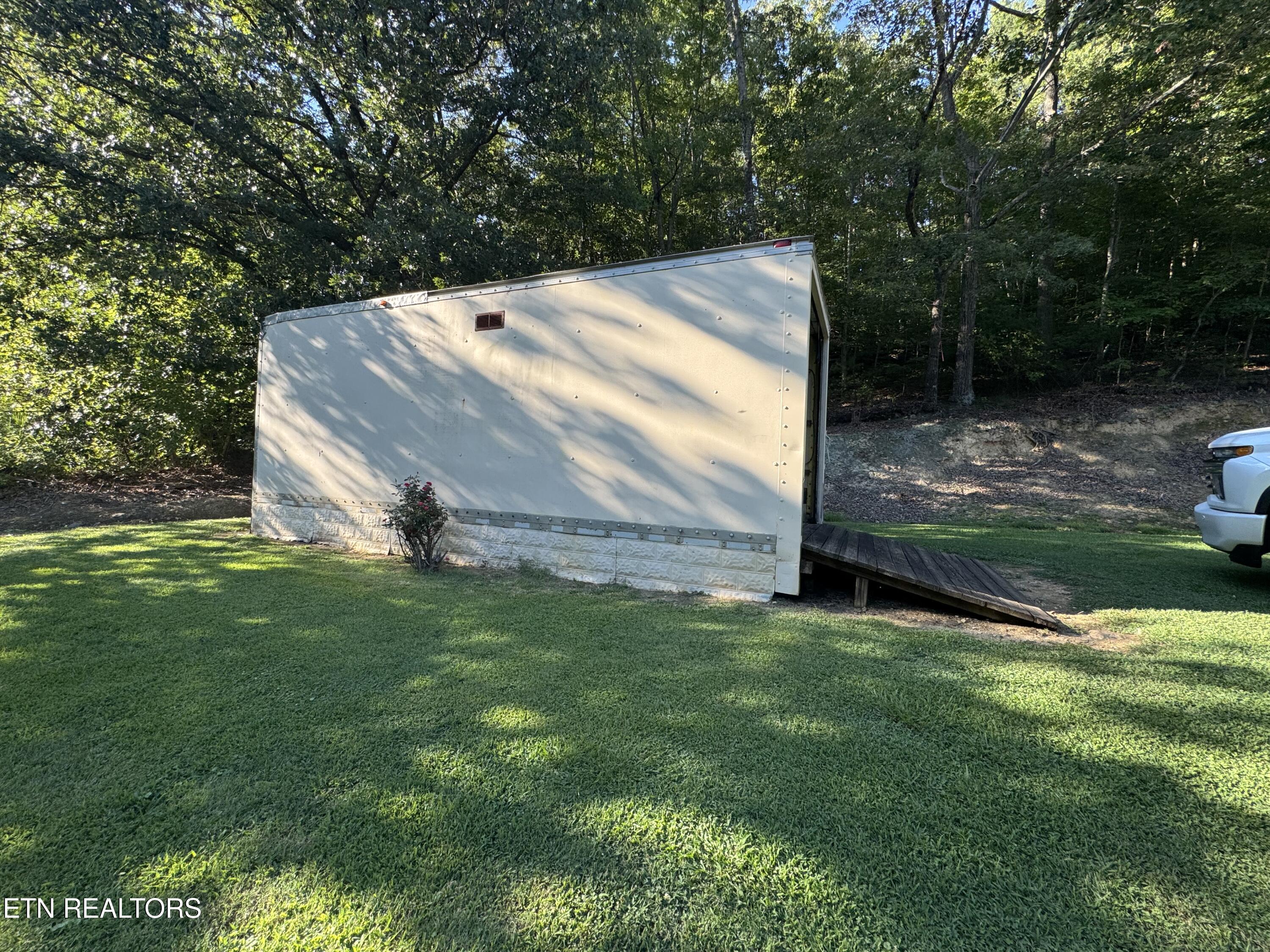 3434 Bridges Chapel Road Dandridge, TN 37725 - Photo 35 of 37 IMG_5817