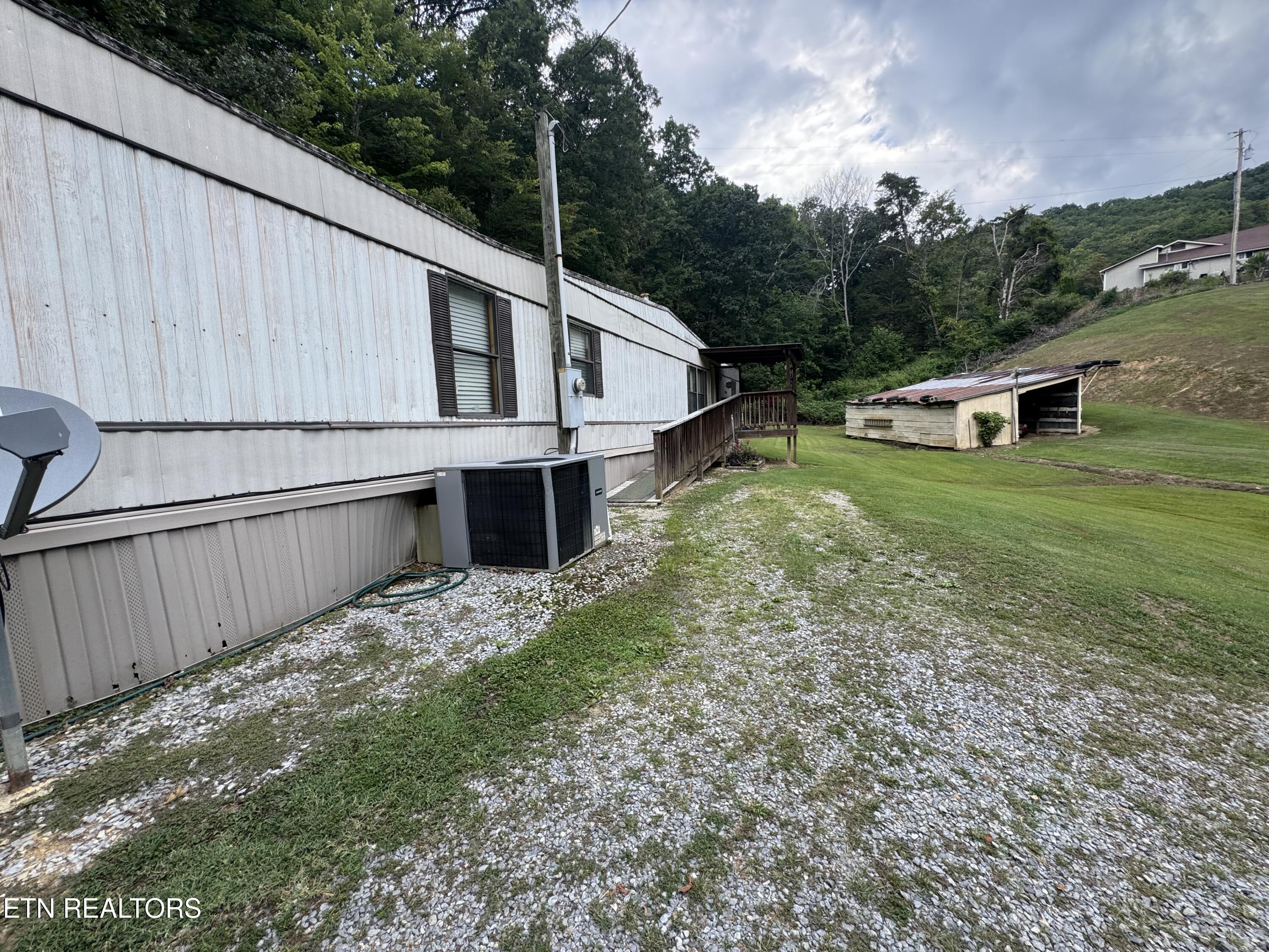 3434 Bridges Chapel Road Dandridge, TN 37725 - Photo 10 of 37 IMG_4980